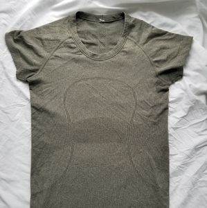 Lululemon swiftly tech 2.0 sage green